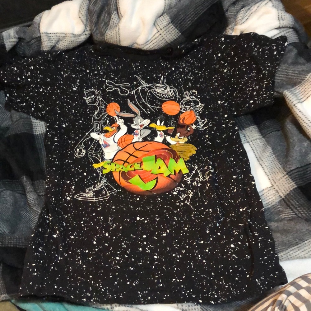 Graphic t shirt